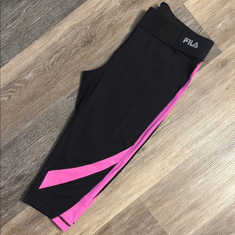 Fila Black and Pink Capri Athletic Leggings L